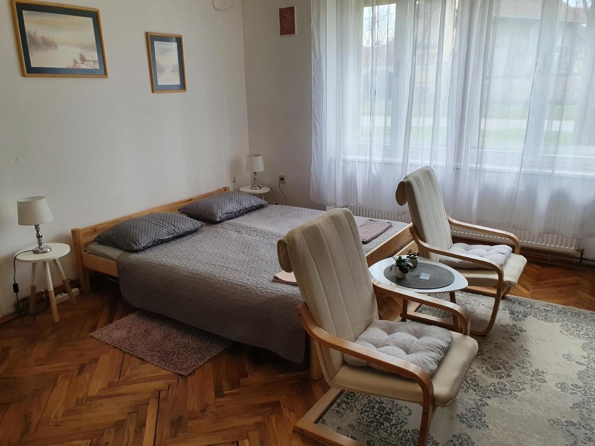 ホテル Citadela ソンボル エクステリア 写真